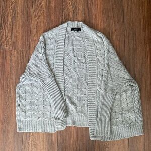 KNIT CARDIGAN